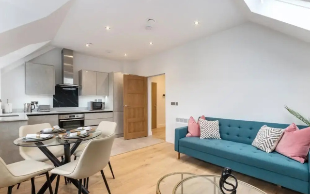 Flat 5 Saarb Apartments