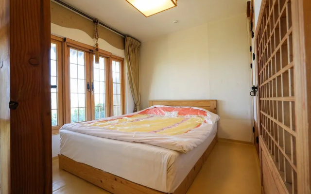 Hanok Hotel Odongjae