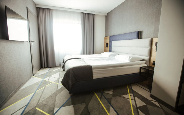 Air Hotel