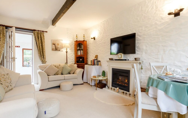 Poldark Cottage