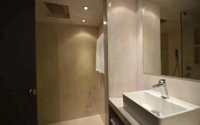 Athina Street Apartments