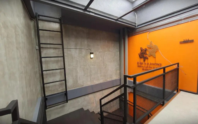 Billions loft Inn