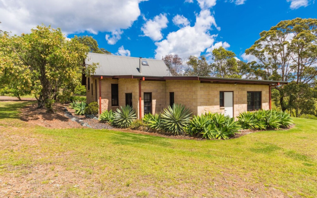 Clarendon Forest Retreat
