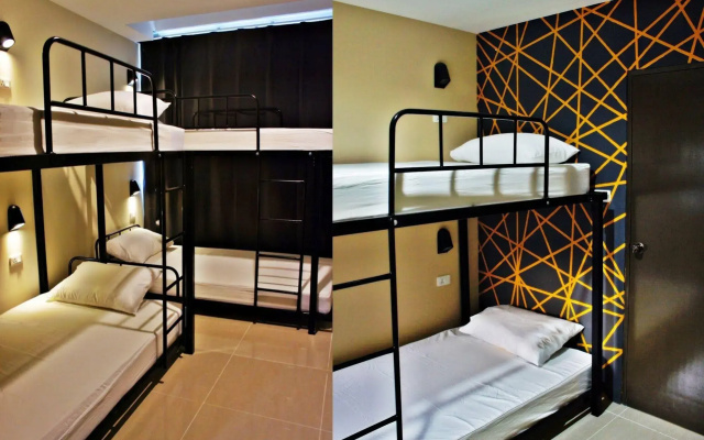 Link Corner Hostel
