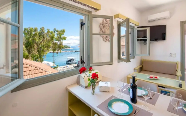 Dora I Studio - Cozy With bay View