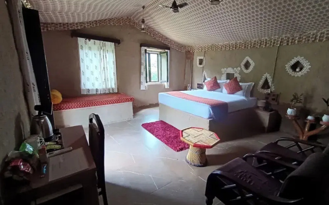 Chokhiwadi Forest Retreat