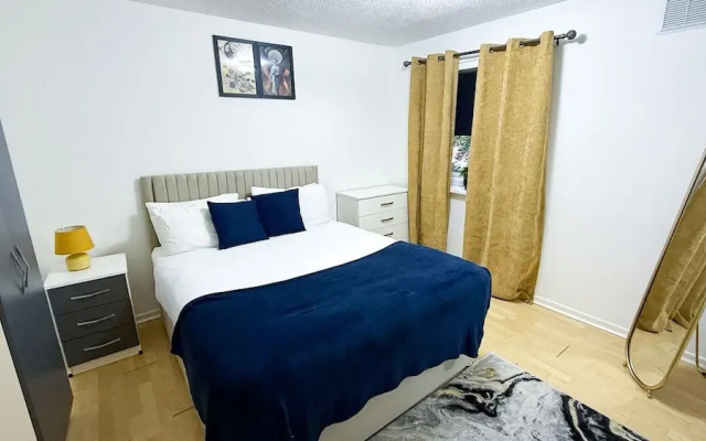 1br-freeparking -closetocentre -easytransportlinks