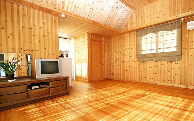 Anmyeondo Lake Park Pension