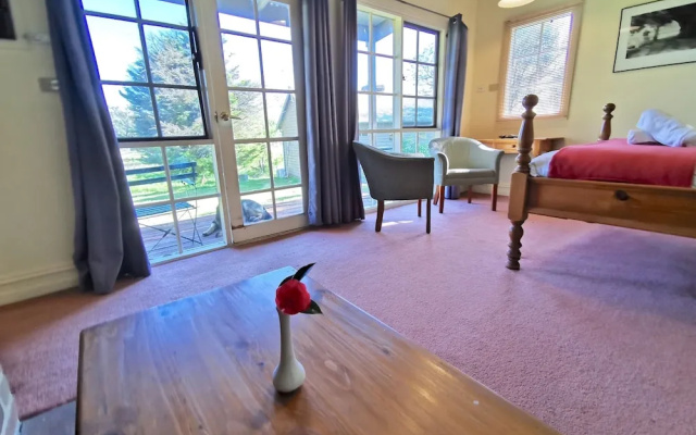 Acheron Valley Country Estate