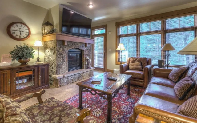 Lone Eagle #3042 - 3 Br Condo
