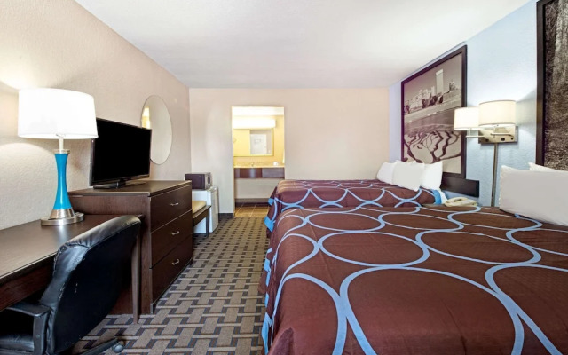 Super 8 Lakeland