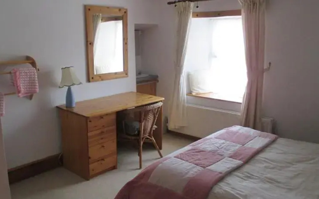 Eastvale Cottage