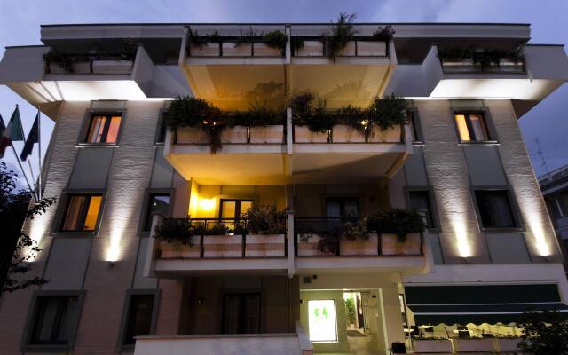 Отель Ecohotel Италия, Рим - 1 отзыв об отеле, цены и фото номеров - забронировать отель Ecohotel онлайн вид на фасад