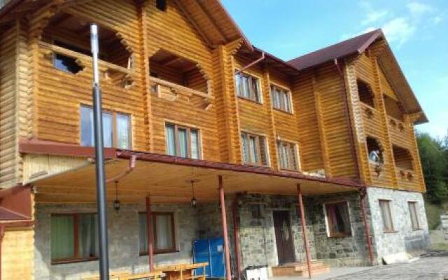Гостиница Privatna Sadiba Chalet Украина, Волосянка - отзывы, цены и фото номеров - забронировать гостиницу Privatna Sadiba Chalet онлайн вид на фасад