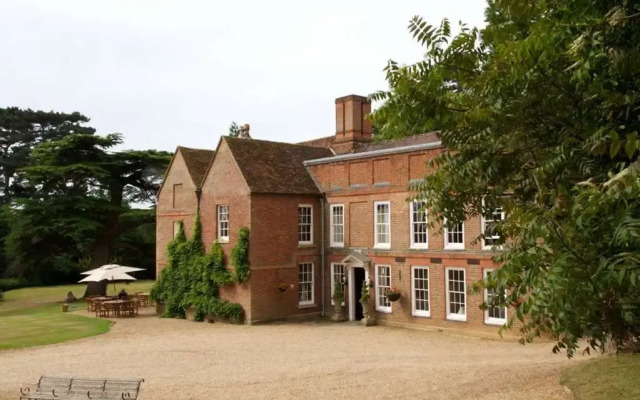 Flitwick Manor