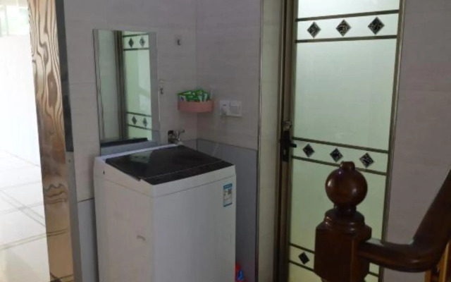 Yijiaqin Hotel