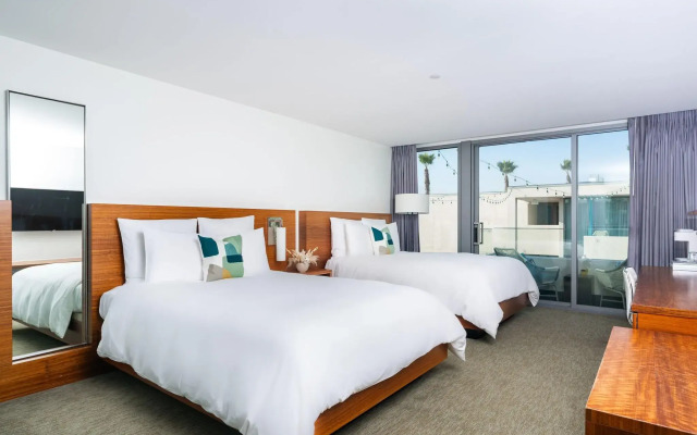 Tower23 Hotel