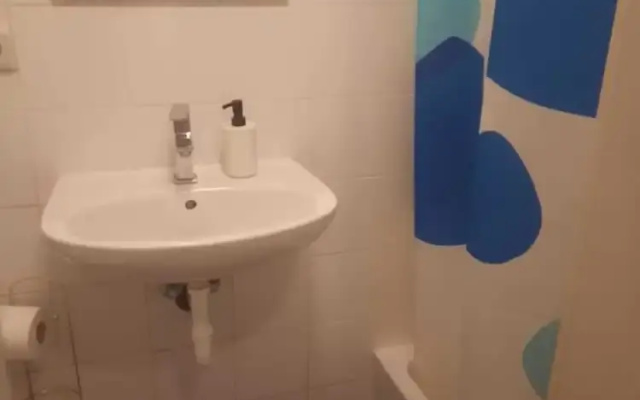 Modern 2BR Apartment Well Connected