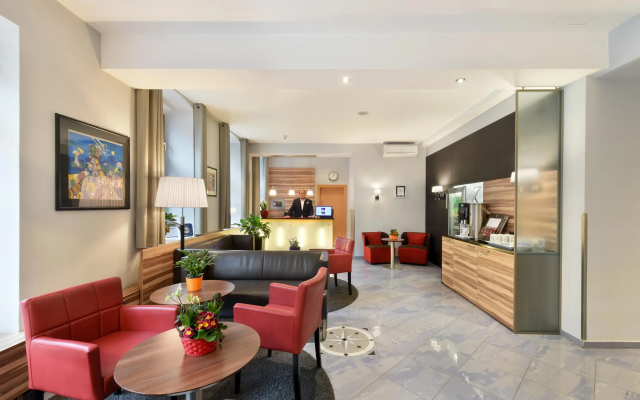 Hotel Lucia