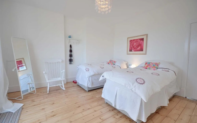 29a Sandbourne in Bournemouth
