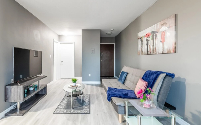 Cozy 1BR Apt w King Bed - Near Downtown
