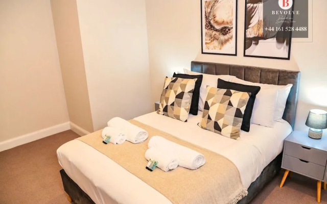 Shrewsbury apartments by BEVOLVE - Free Parking