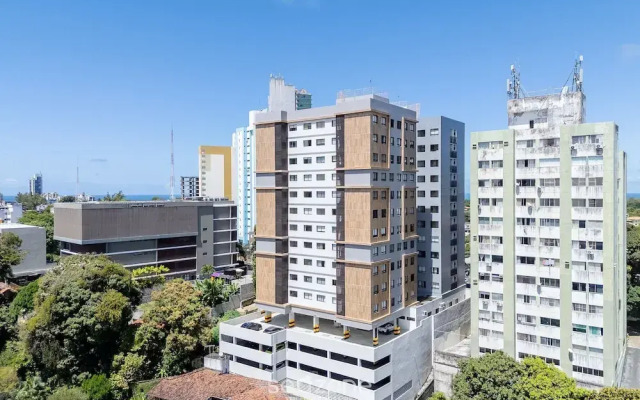 Studio Moderno em cond. c/ piscina HFO0208