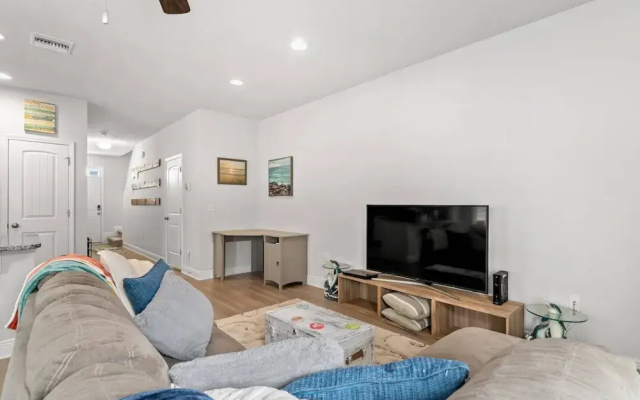 Pogo's Paradise Townhome