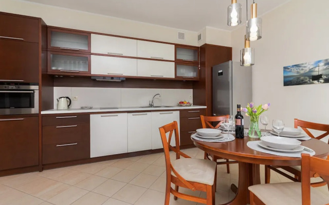 Patio Mare B8 Apartment by Renters