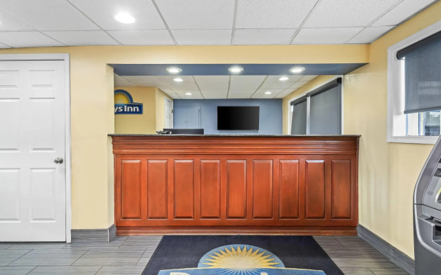 Days Inn by Wyndham Jacksonville NC