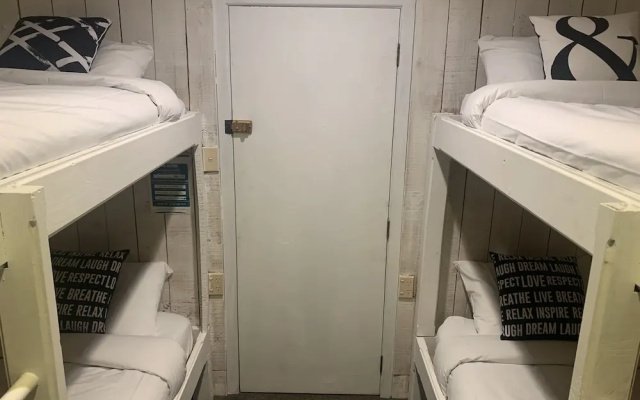 Snowman Lodge