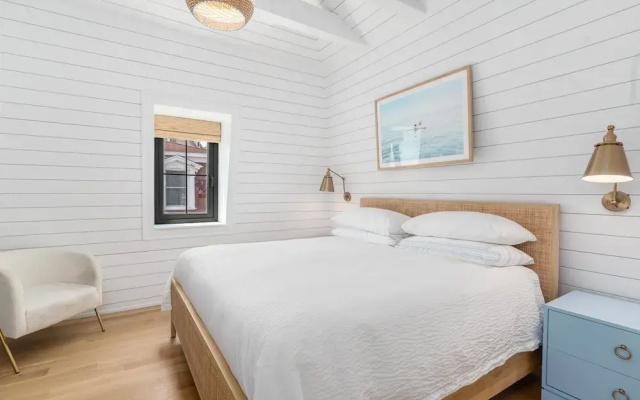 Block Island Bunk House