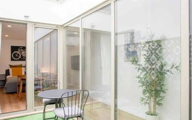 NAX Apartment C by Liiiving