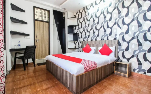 Oyo 24075 Galaxy Guest House