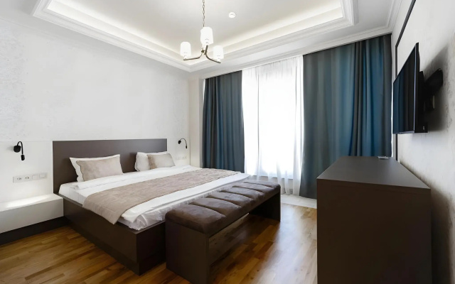 North Avenue Hotel