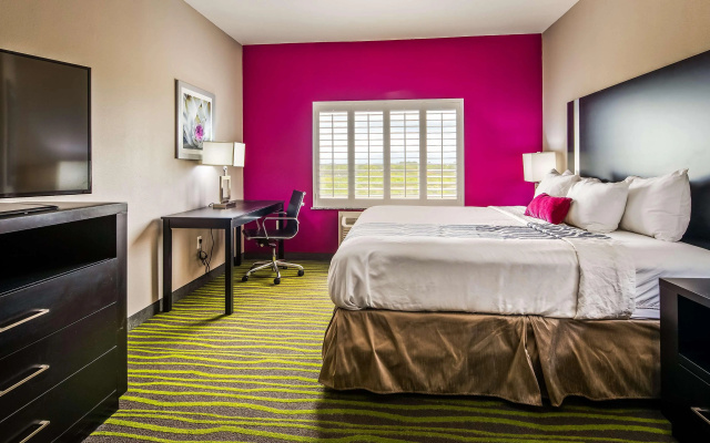 Best Western Plus Dilley Inn & Suites