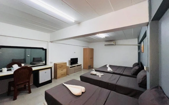 Patong Adventure Hostel