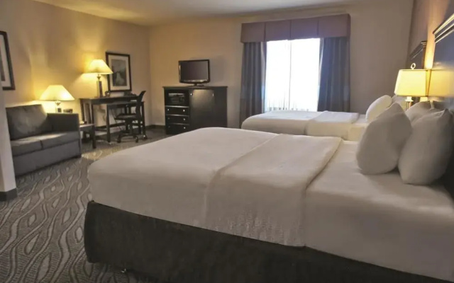 Comfort Suites