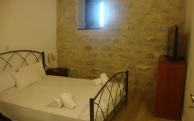 Koukouri Suites
