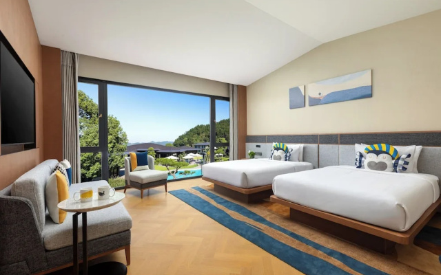 voco Ningbo Dongqian Lake by IHG
