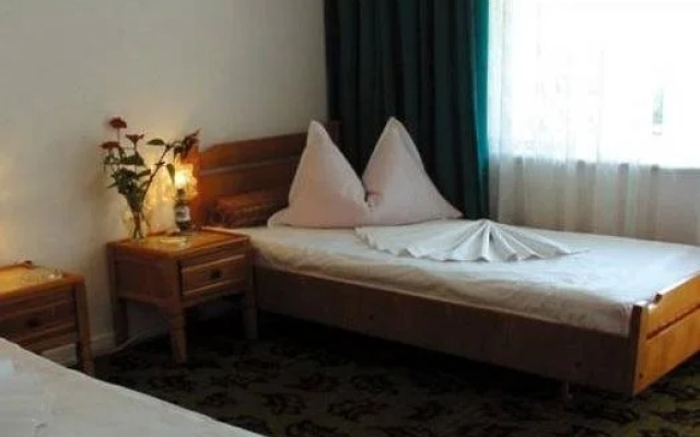 Hotel Capitol