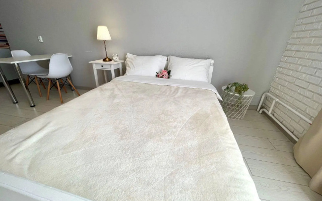 Home Hotel (Хоум Отель) на Мичурина 58