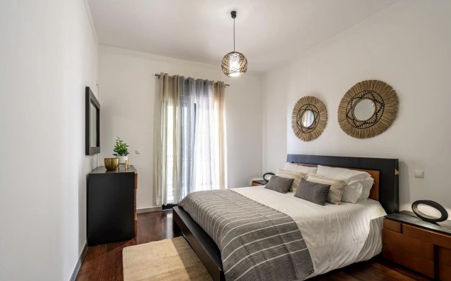 City View Apartment by Homie