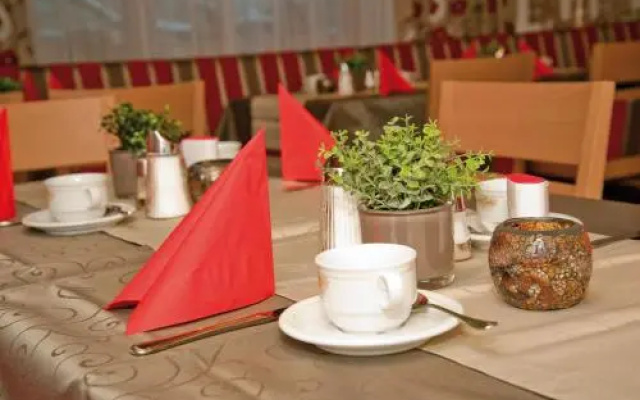 Hotel Garni Binta