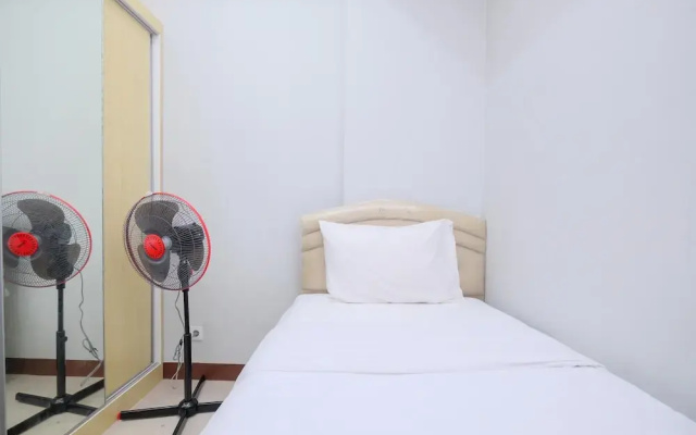 Comfort And Modern 2Br At Royal Heights Apartment