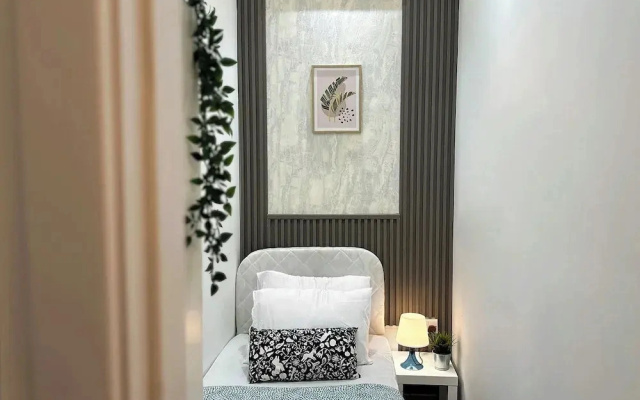 Atelier Partition Room in Tecom