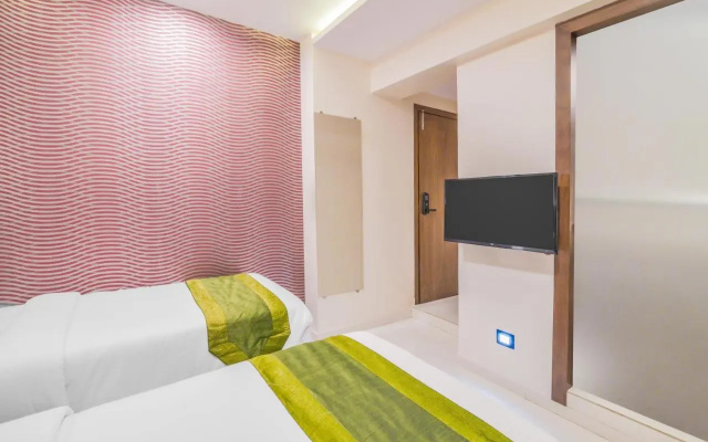 Oxford Hotel Powai