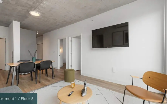 The Ultimate Lincoln Park Group Getaway