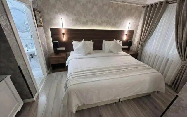 B Coner Hotel Bistro