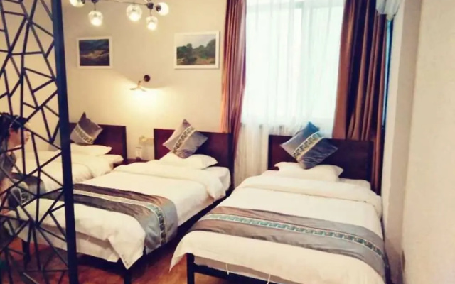 Zhangjiajie Xinjian Inn